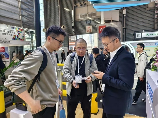 TROAX图瓦斯亮相CeMAT2024亚洲物流展引领物流行业数智化、集成化与安全升级的未来趋势(图4)